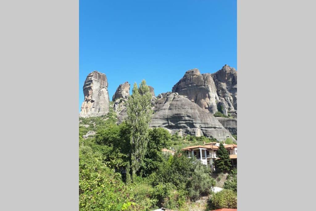 Apartamento The House Under The Rocks Of Meteora 1 Kalambaka Exterior foto